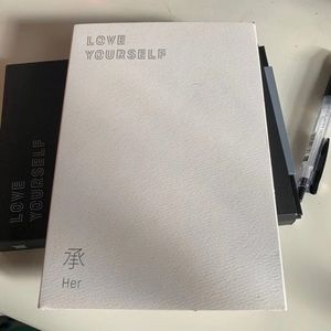 Love Yourself: Her Album by BTS